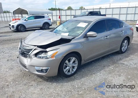 2013 Nissan Altima 2.5 Sv z USA, uszkodzony, nr VIN 1N4AL3AP4DC113436
